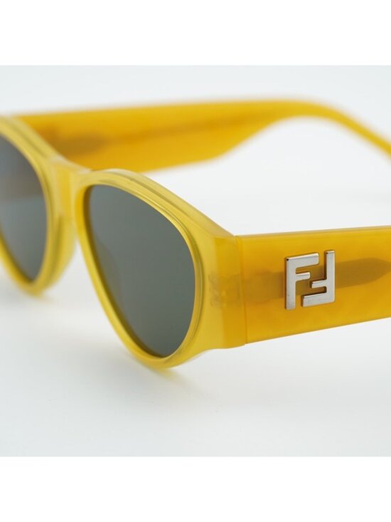 Fendi FE40158I 39N Sunglasses Shiny Yellow Oval Frame, Green Lenses main image 8